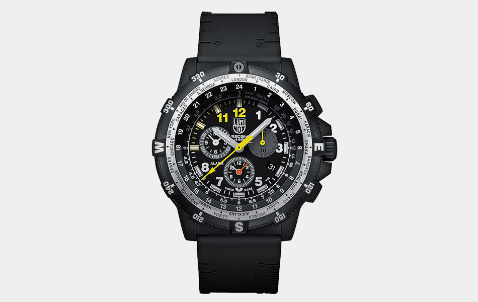 luminox-recon-leader