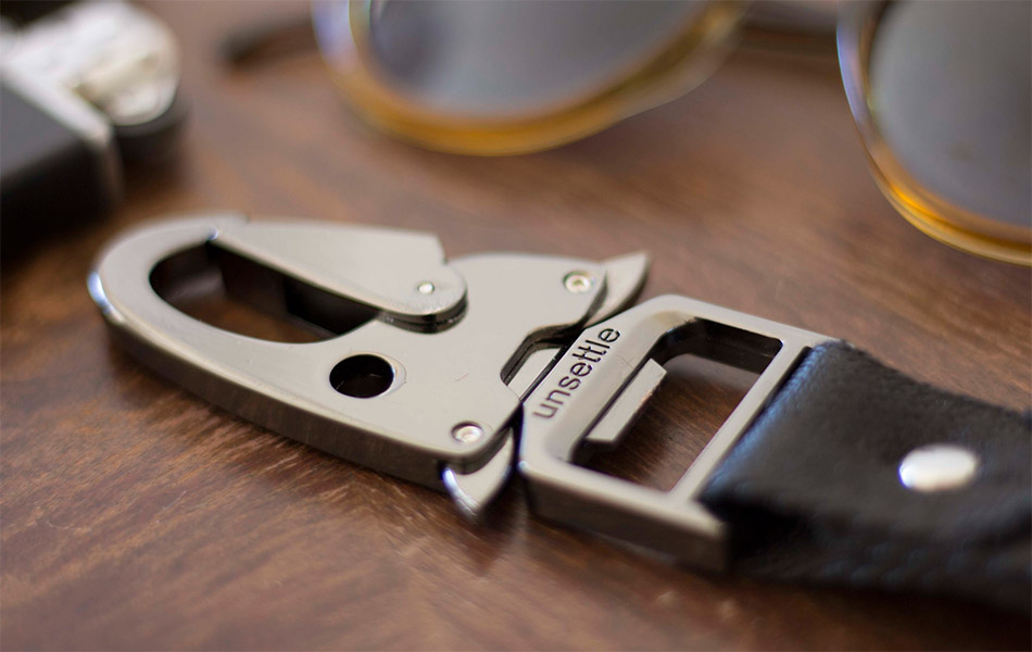 unsettle-unclip-keychain