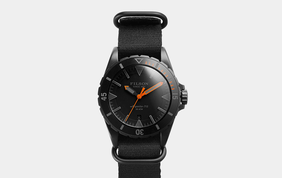 filson-dutch-harbor-watch