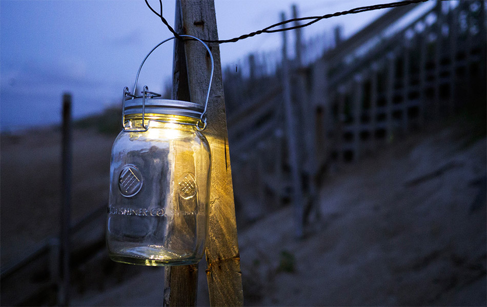 moonshiner-co-solar-mason-jar