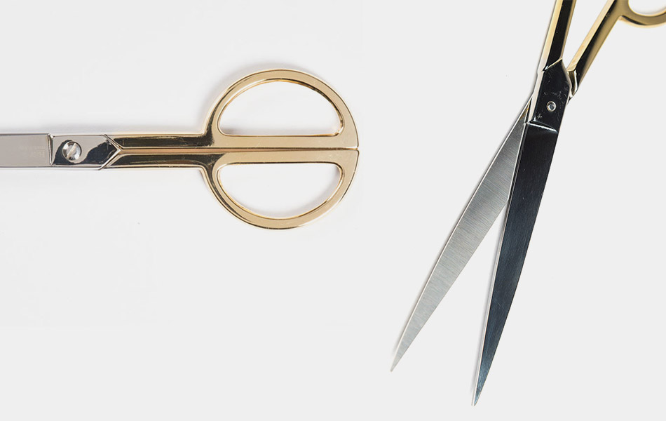 hay-phi-scissors