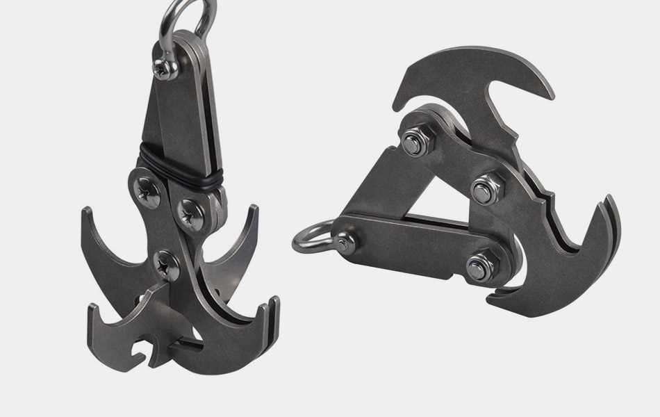 survival-grappling-hook-climbing-claw-and-gravity-carabiner