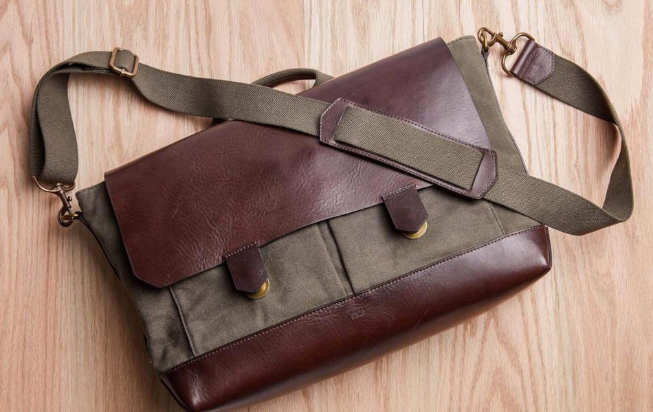 Otter Pass Messenger Bag